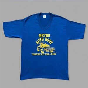Vintage 80’s Metro Auto Body NYC Jerzees By Russell V-Neck T-Shirt. Size XL.